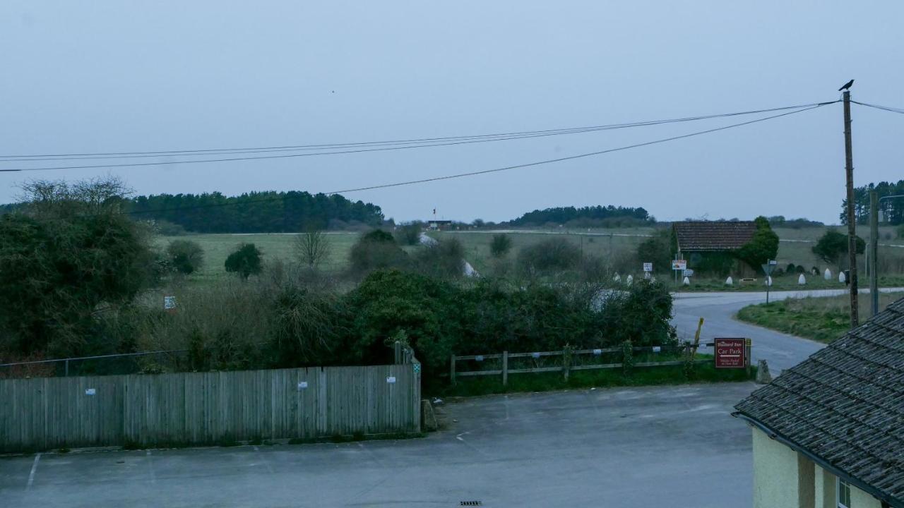 The Bustard Apartment Salisbury Exterior photo