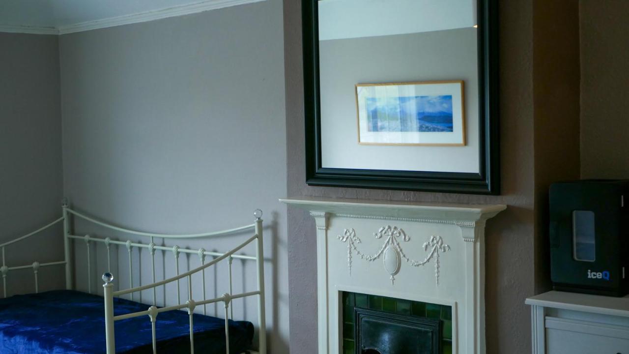 The Bustard Apartment Salisbury Exterior photo